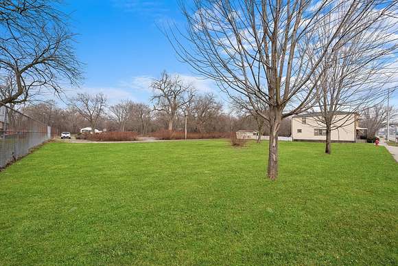 0.62 Acres of Residential Land for Sale in Robbins, Illinois