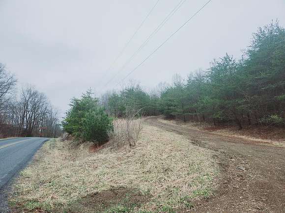 71.4 Acres of Recreational Land for Sale in Mapleton, Pennsylvania