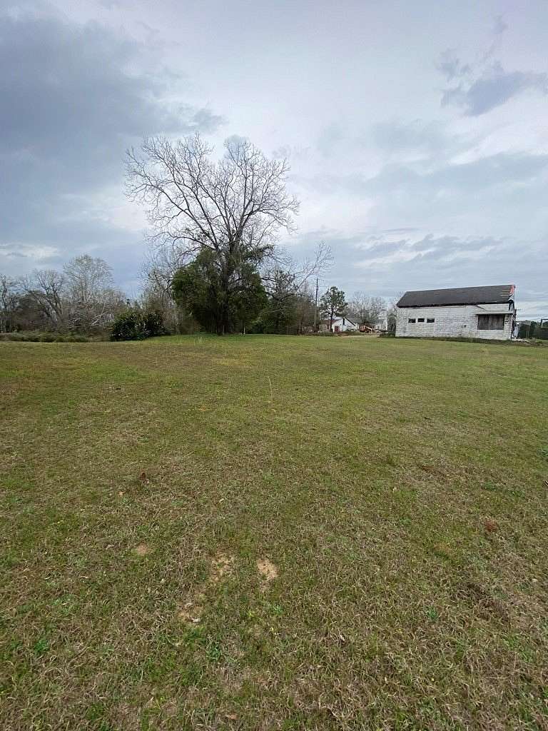 2.24 Acres of Residential Land for Sale in Troy, Alabama