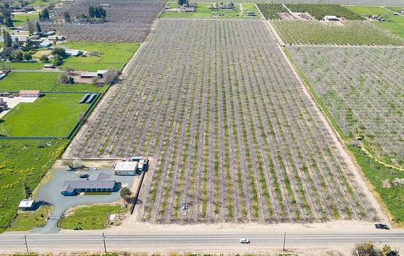 27.8 Acres of Agricultural Land for Sale in Porterville, California