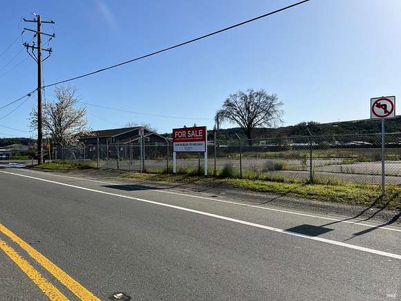 5 Acres of Commercial Land for Sale in Cloverdale, California