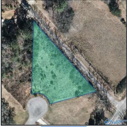 0.81 Acres of Residential Land for Sale in Scottsboro, Alabama