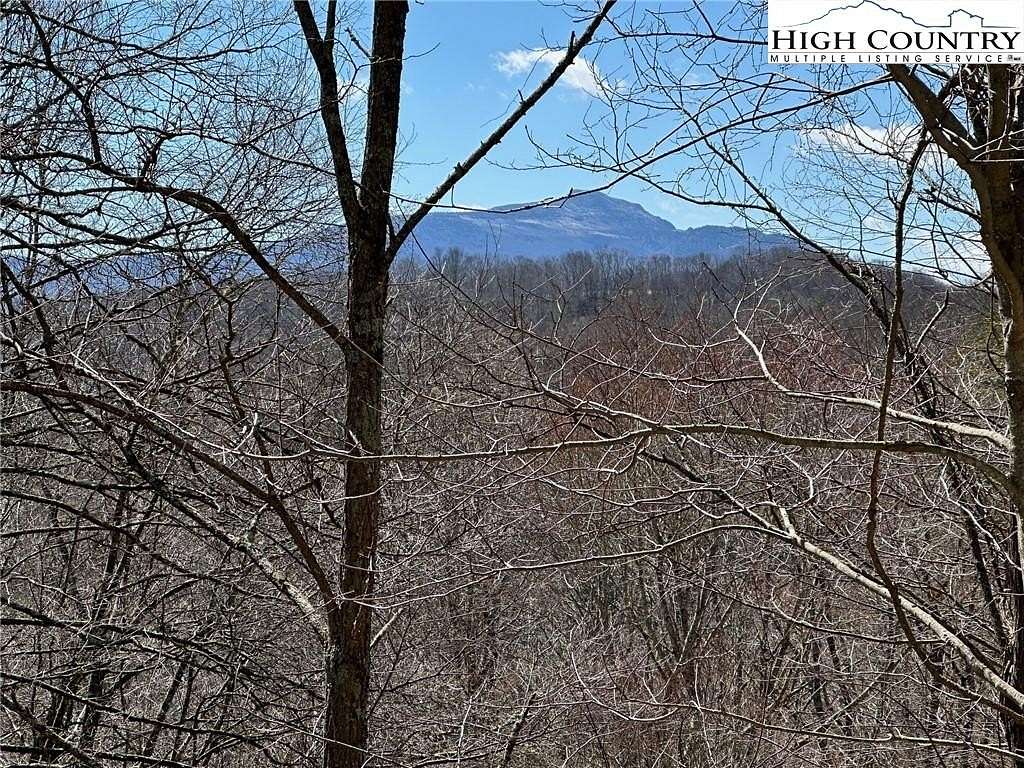 6.895 Acres of Land for Sale in Blowing Rock, North Carolina