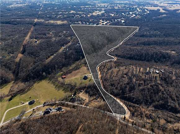 68.5 Acres of Recreational Land for Sale in Bentonville, Arkansas