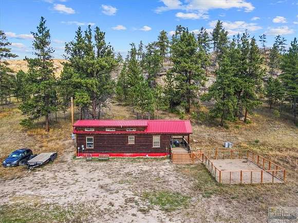 20 Acres of Land with Home for Sale in Roundup, Montana