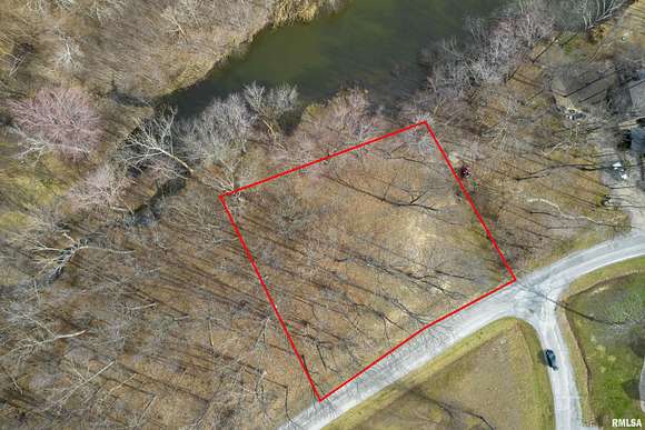 0.34 Acres of Residential Land for Sale in Benton, Illinois