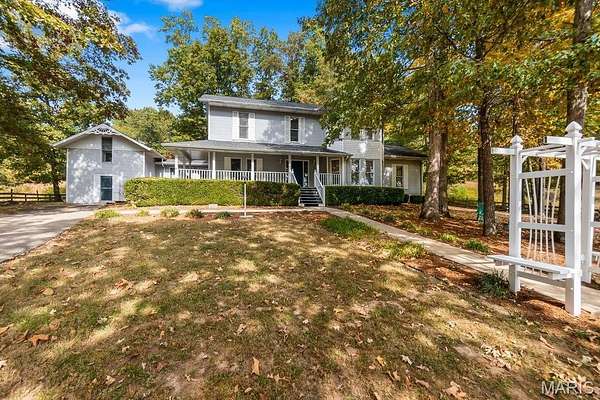 16.1 Acres of Land with Home for Sale in Marble Hill, Missouri