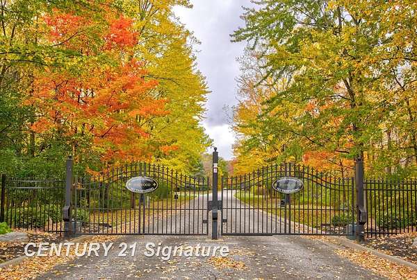 0.36 Acres of Residential Land for Sale in Saginaw, Michigan