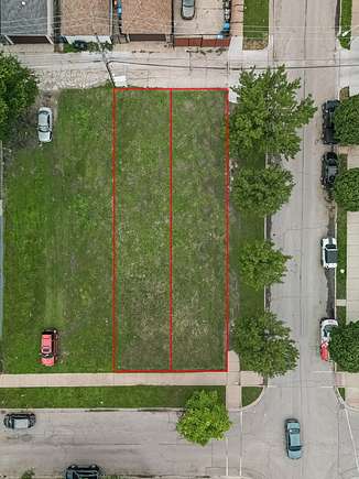 0.14 Acres of Land for Sale in Chicago, Illinois