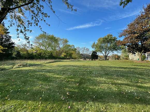 1.2 Acres of Residential Land for Sale in Barrington, Illinois