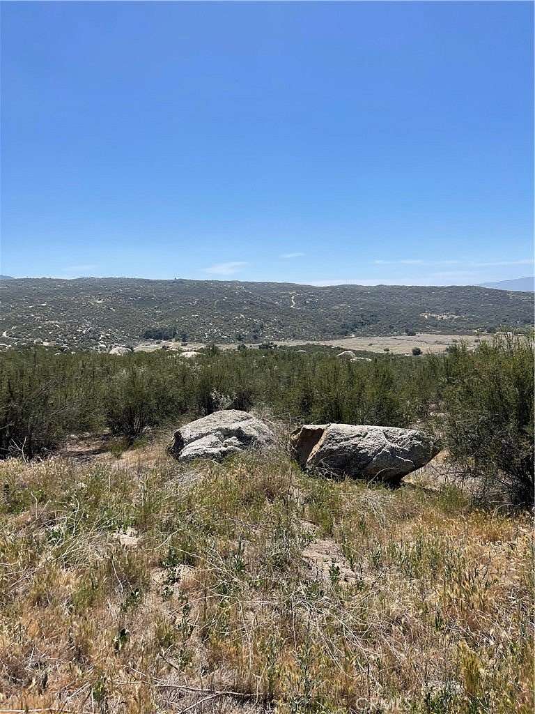 19.8 Acres of Land for Sale in Hemet, California