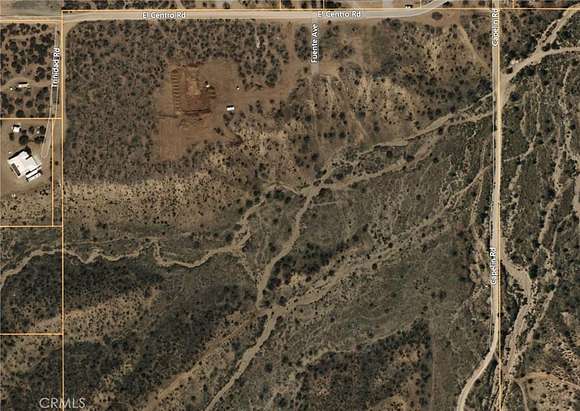 20 Acres of Recreational Land for Sale in Phelan, California