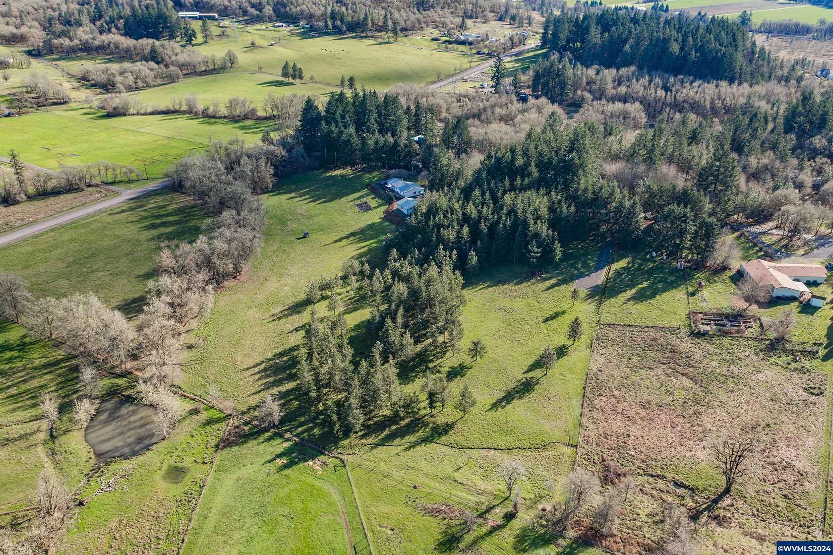 5.7 Acres of Residential Land for Sale in Lebanon, Oregon