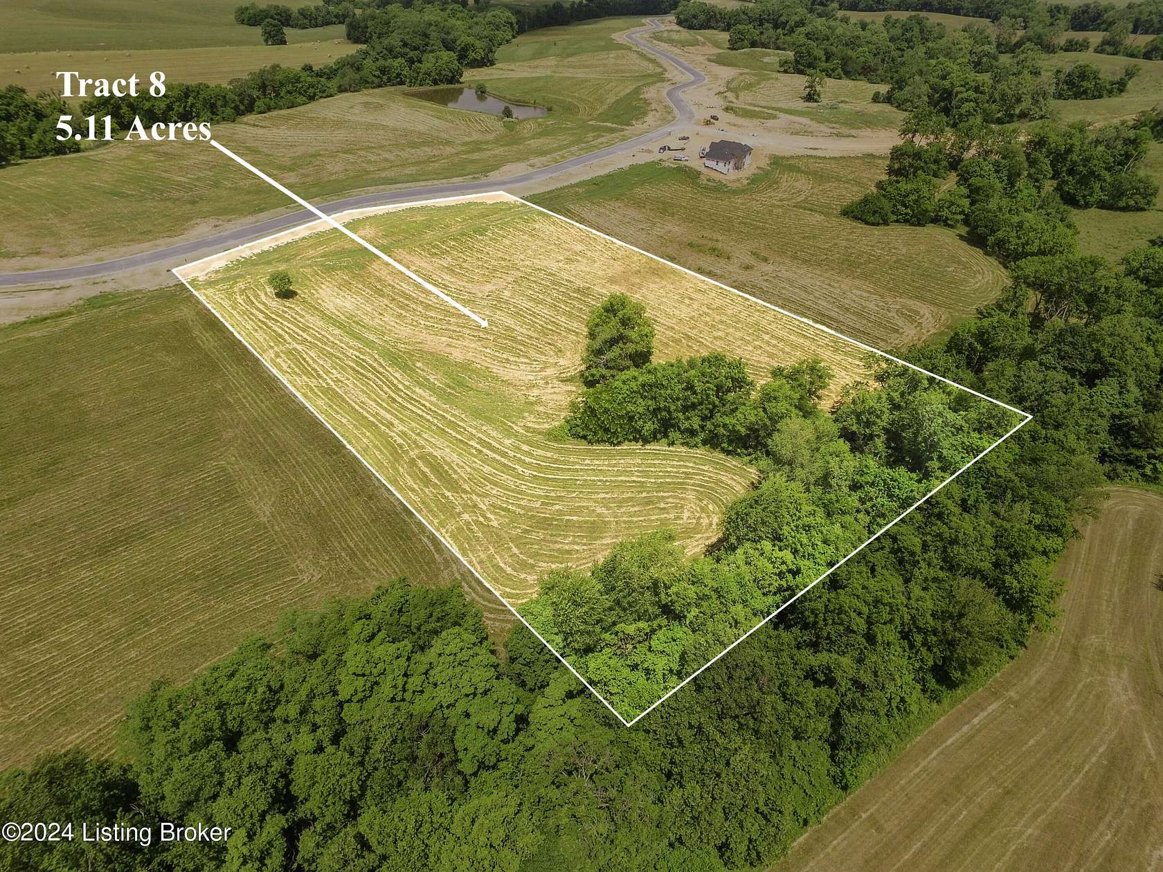 5.11 Acres of Residential Land for Sale in Shelbyville, Kentucky