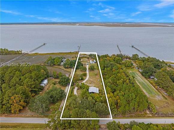 2.4 Acres of Residential Land for Sale in Beaufort, South Carolina