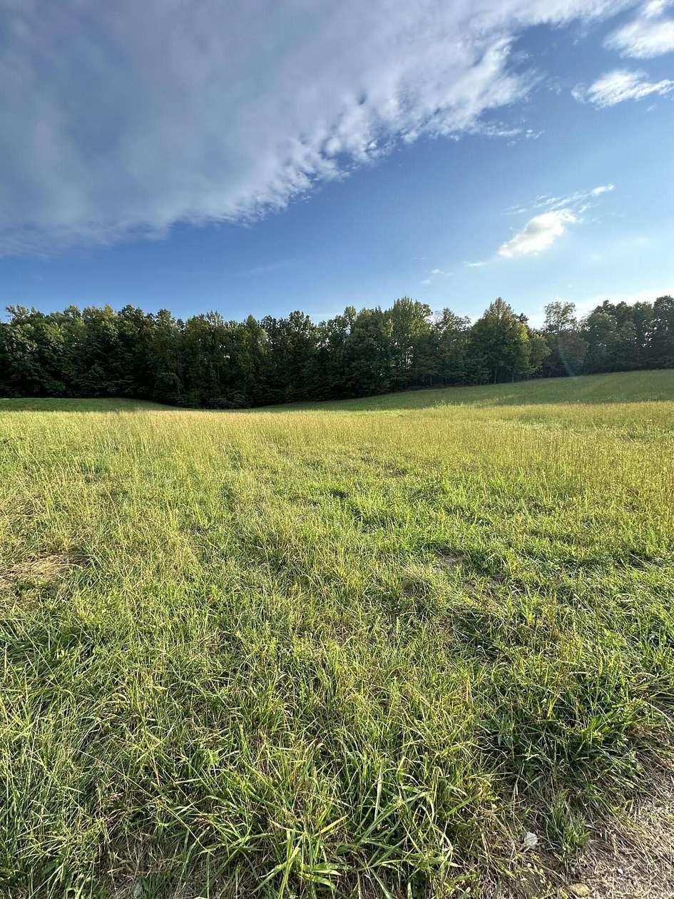 2.41 Acres of Residential Land for Sale in Albany, Kentucky