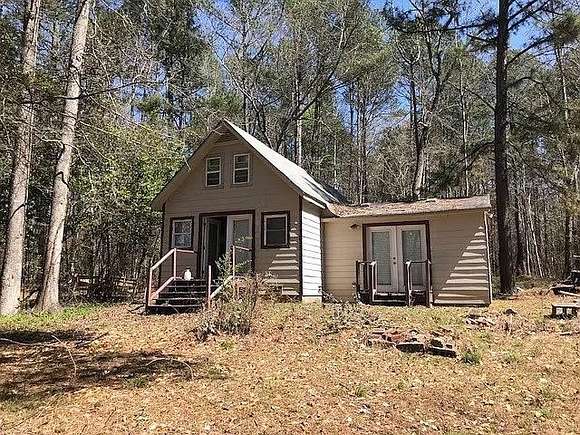 2.5 Acres of Residential Land with Home for Sale in Eatonton, Georgia