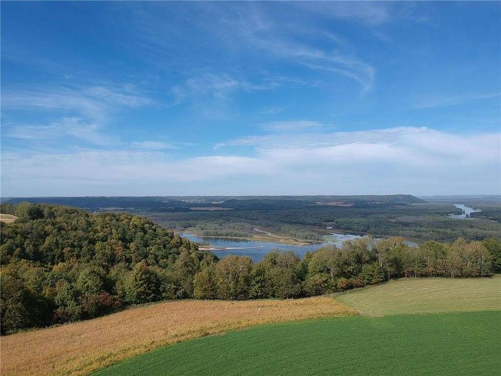 2.67 Acres of Residential Land for Sale in Wabasha, Minnesota