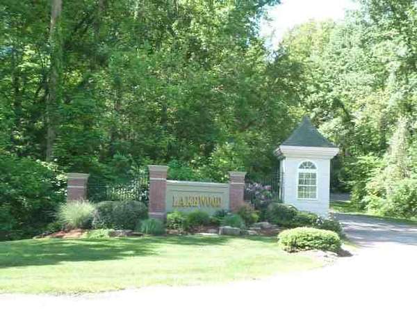 0.93 Acres of Residential Land for Sale in Vincennes, Indiana
