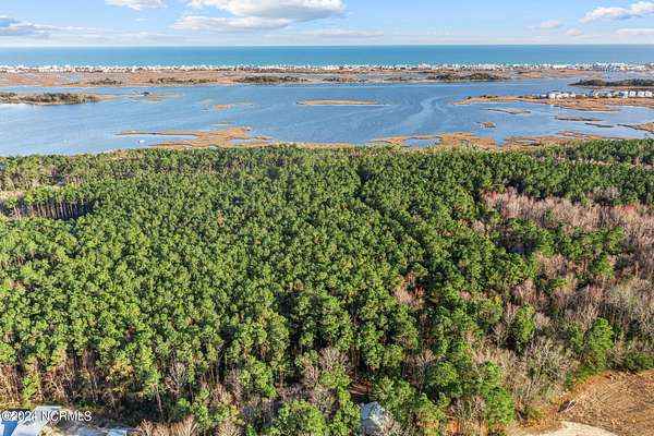 6 Acres of Land for Sale in Hampstead, North Carolina
