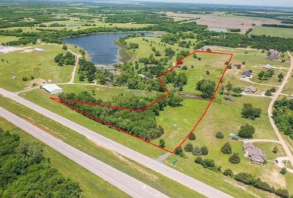 11.5 Acres of Mixed-Use Land for Sale in Honey Grove, Texas