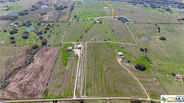 32.4 Acres of Land with Home for Sale in Flatonia, Texas