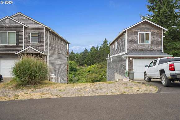 0.06 Acres of Residential Land for Sale in Oceanside, Oregon