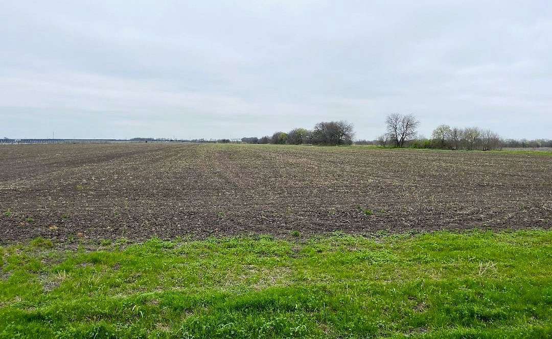 50.1 Acres of Agricultural Land for Sale in Marlin, Texas