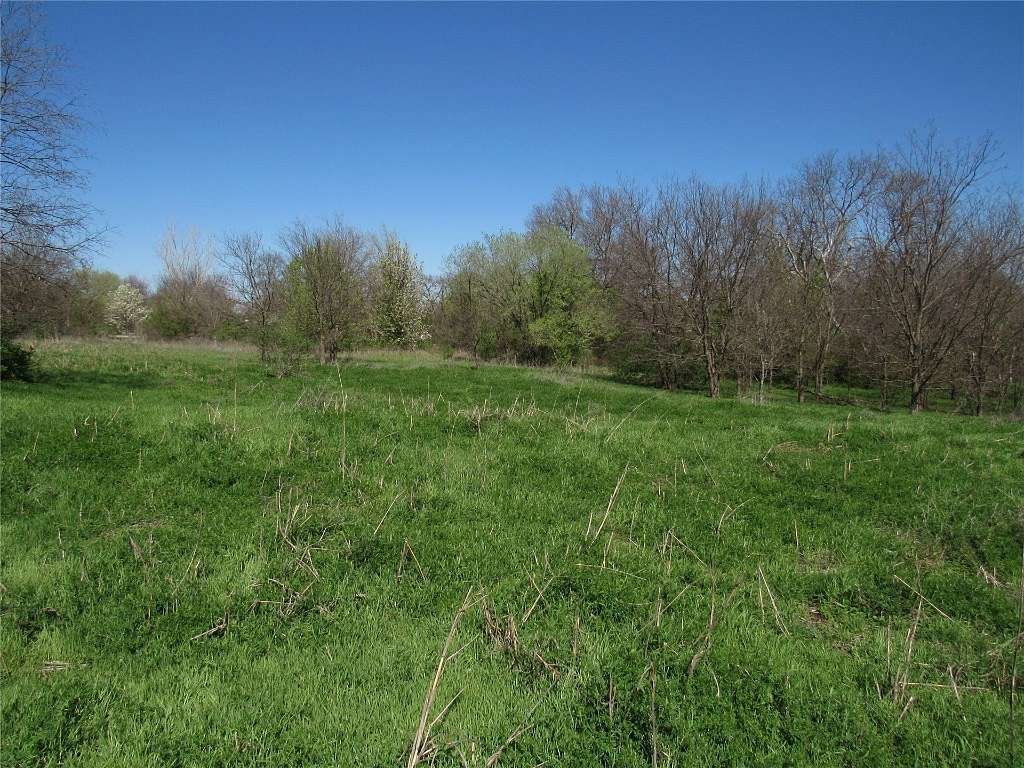 5.6 Acres of Improved Residential Land for Sale in Pauls Valley, Oklahoma