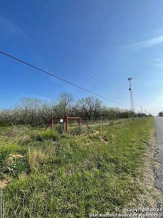 6 Acres of Mixed-Use Land for Sale in Poteet, Texas