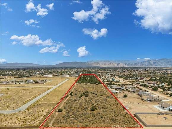 17.58 Acres of Land for Sale in Hesperia, California