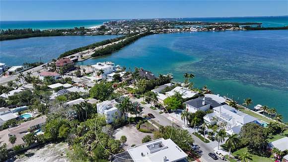 0.32 Acres of Residential Land for Sale in Sarasota, Florida