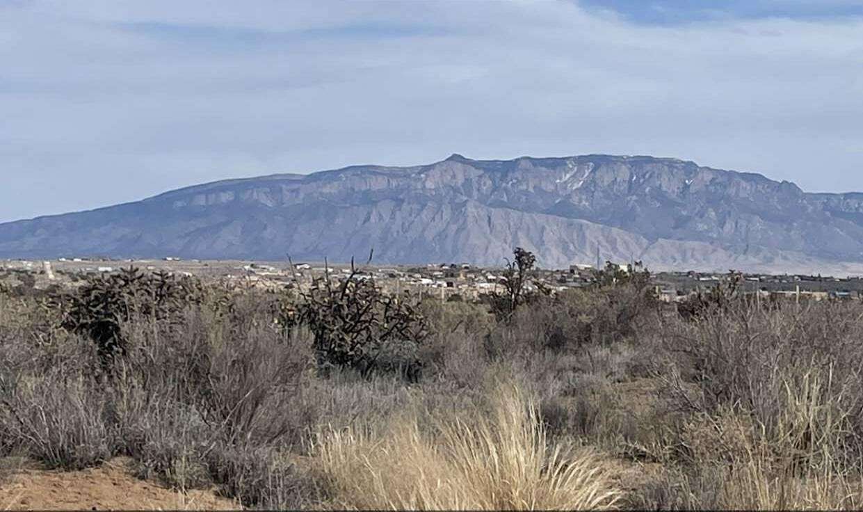 0.5 Acres of Residential Land for Sale in Albuquerque, New Mexico
