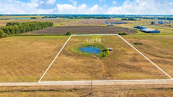 3.5 Acres of Land for Sale in Blossom, Texas