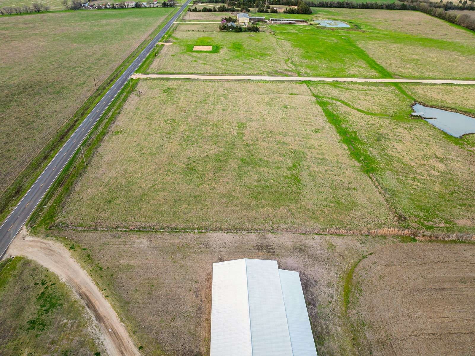 2.14 Acres of Residential Land for Sale in Blossom, Texas