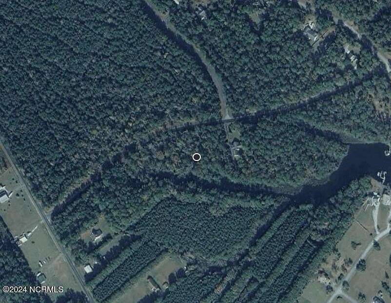 3.6 Acres of Residential Land for Sale in Oriental, North Carolina