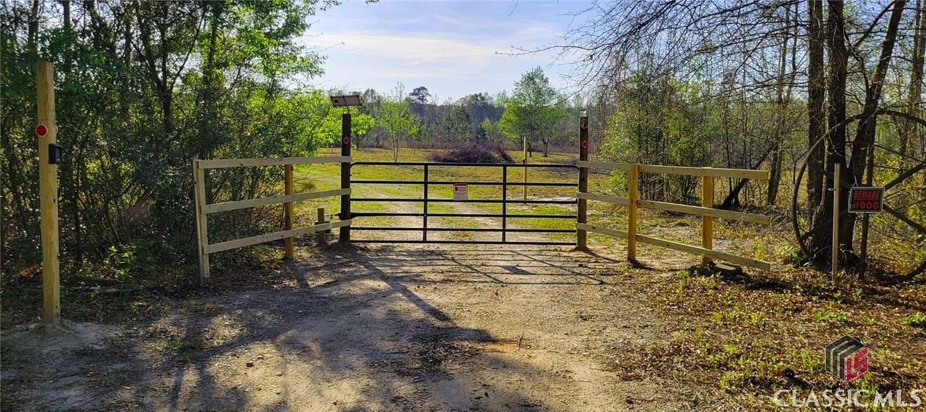 5 Acres of Improved Mixed-Use Land for Sale in Davisboro, Georgia