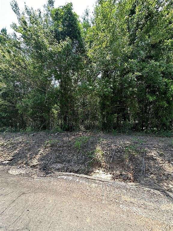 5 Acres of Land for Sale in Gloster, Louisiana
