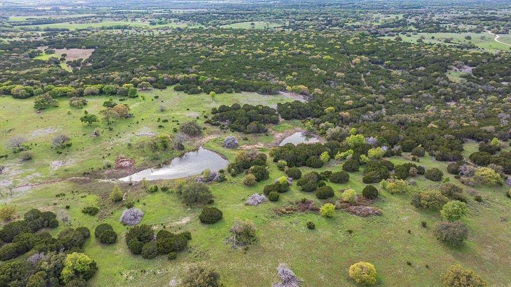 200 Acres of Land for Sale in Meridian, Texas