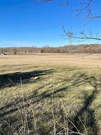 10 Acres of Residential Land for Sale in Whitewright, Texas