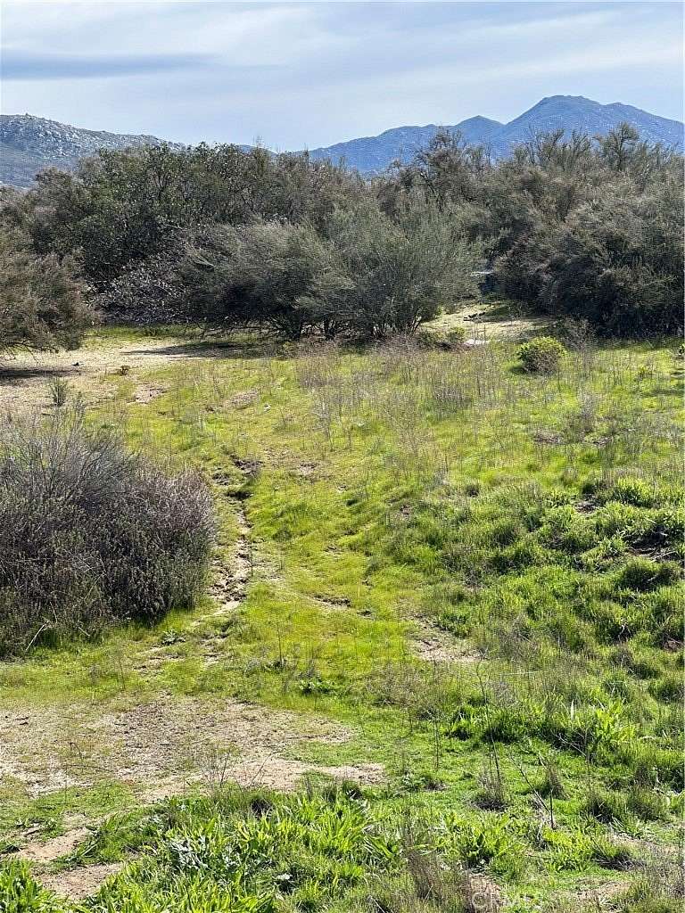 15 Acres of Land for Sale in Hemet, California