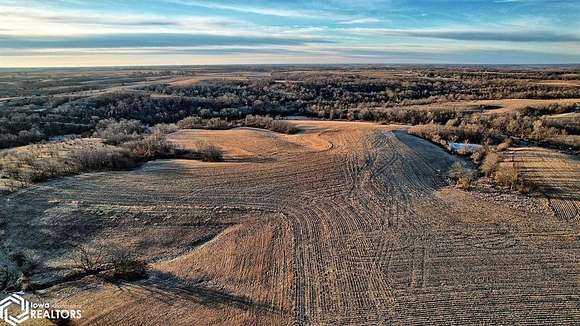 29 Acres of Recreational Land & Farm for Sale in Melcher-Dallas, Iowa