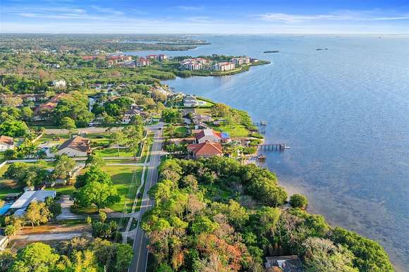 0.92 Acres of Residential Land for Sale in Tarpon Springs, Florida