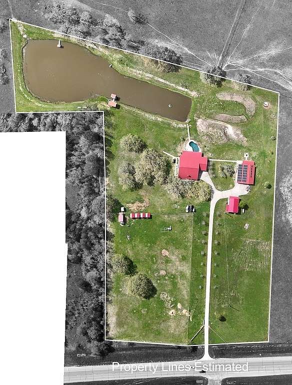 9 Acres of Land with Home for Sale in Ledbetter, Texas