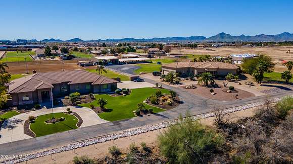 7.08 Acres of Residential Land with Home for Sale in San Tan Valley, Arizona