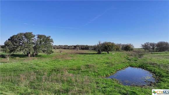 22 Acres of Agricultural Land for Sale in Kingsbury, Texas