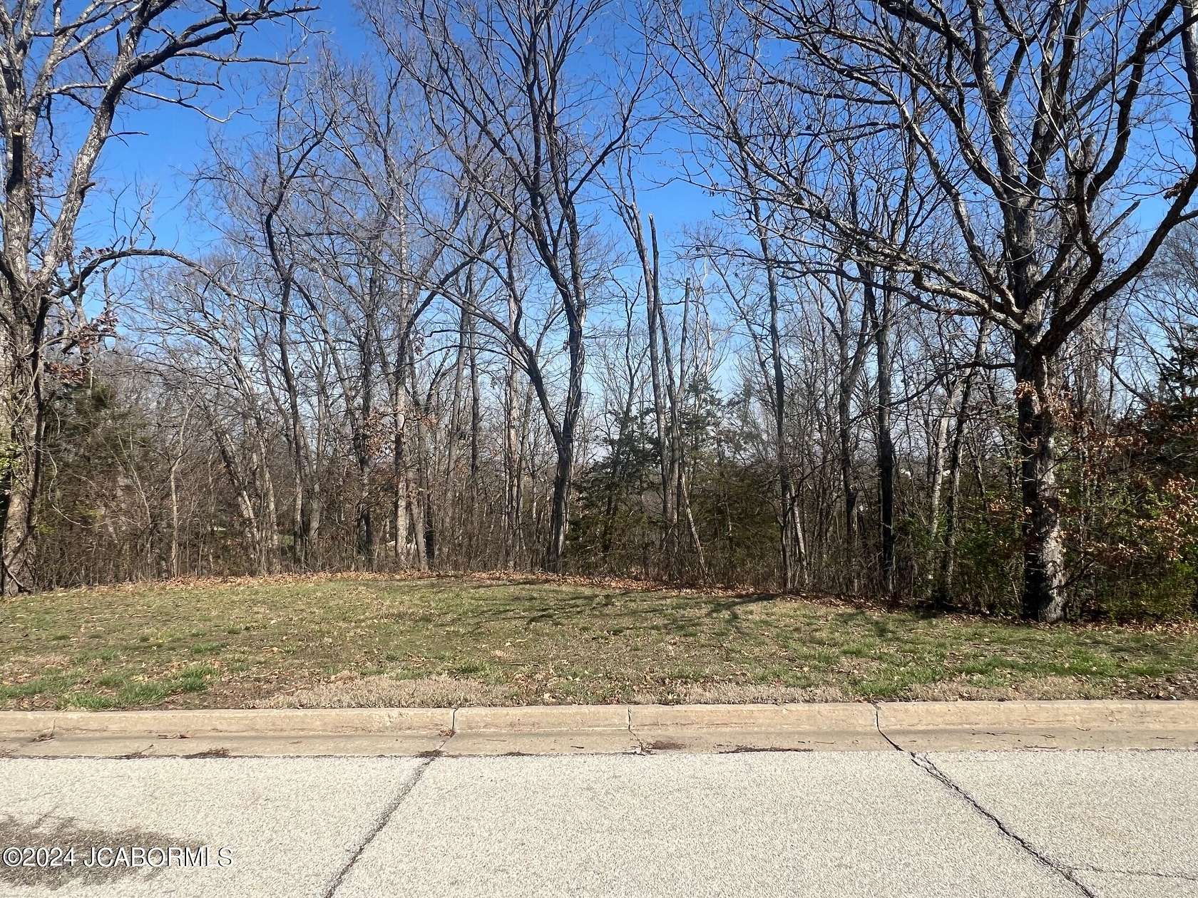 1 Acre of Residential Land for Sale in Jefferson City, Missouri