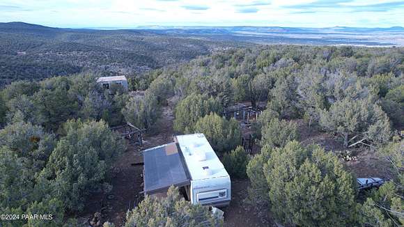 7.5 Acres of Residential Land for Sale in Seligman, Arizona