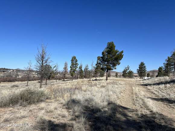 10 Acres of Commercial Land for Sale in Chino Valley, Arizona
