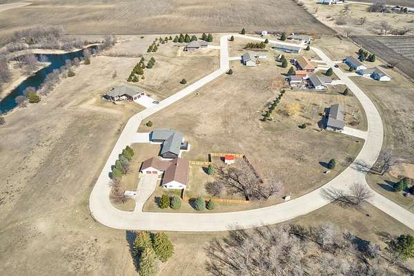 0.38 Acres of Residential Land for Sale in Estherville, Iowa